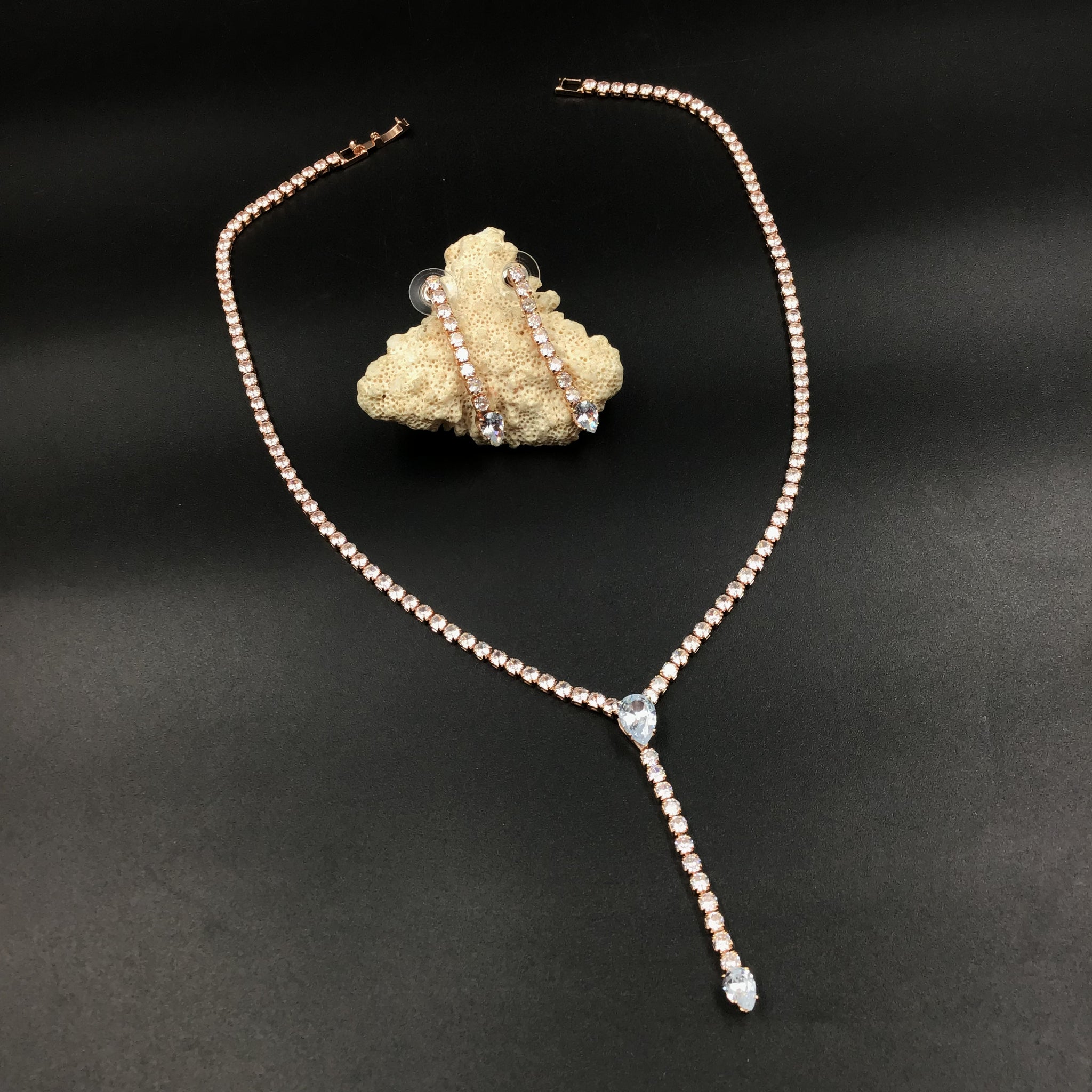 Round Neck Zircon/AD Necklace Set 7170-33 - Dazzles Jewellery