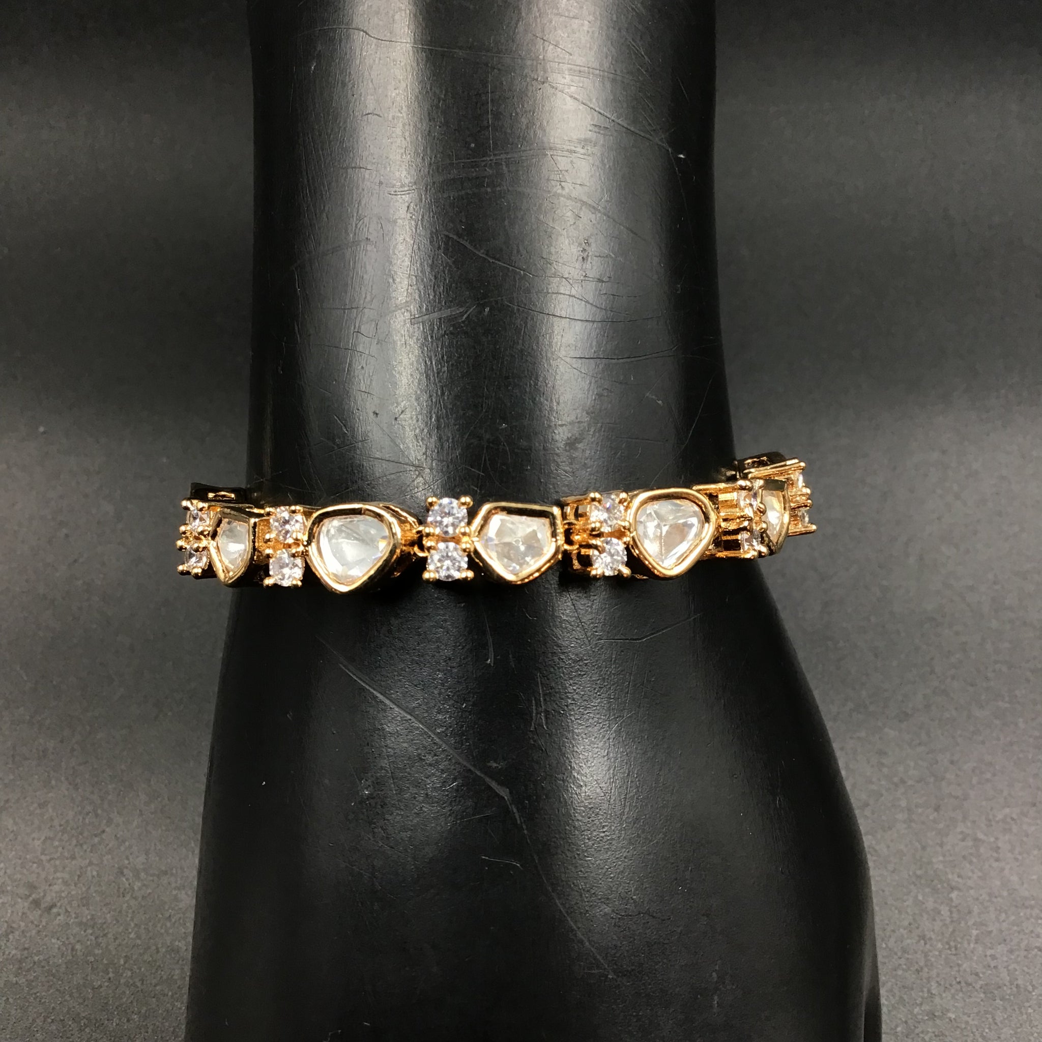 Kundan Bracelet 4286-68 - Dazzles Jewellery