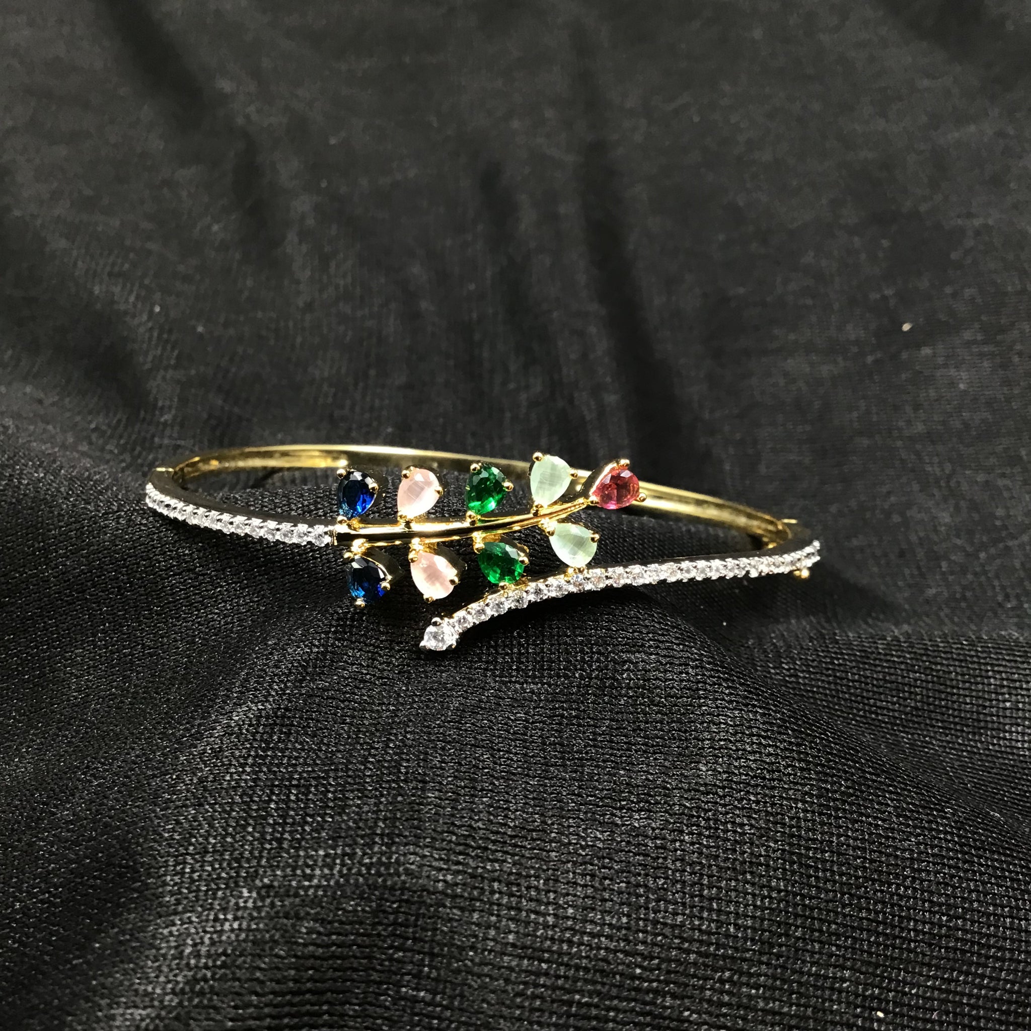 Openable Zircon/AD Bracelet 3228-11 - Dazzles Jewellery