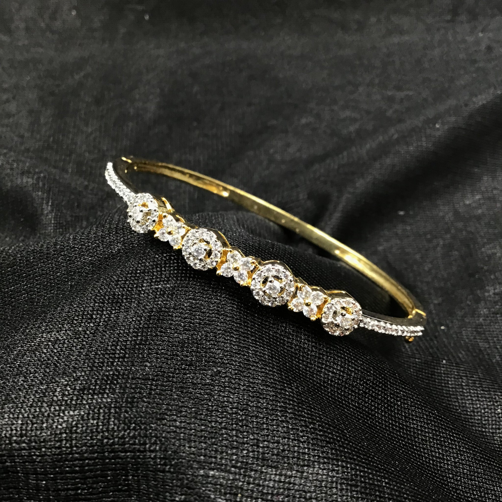 Openable Zircon/AD Bracelet 3240-11 - Dazzles Jewellery