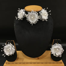 Flower Jewellery Set 5510-100 - Dazzles Jewellery