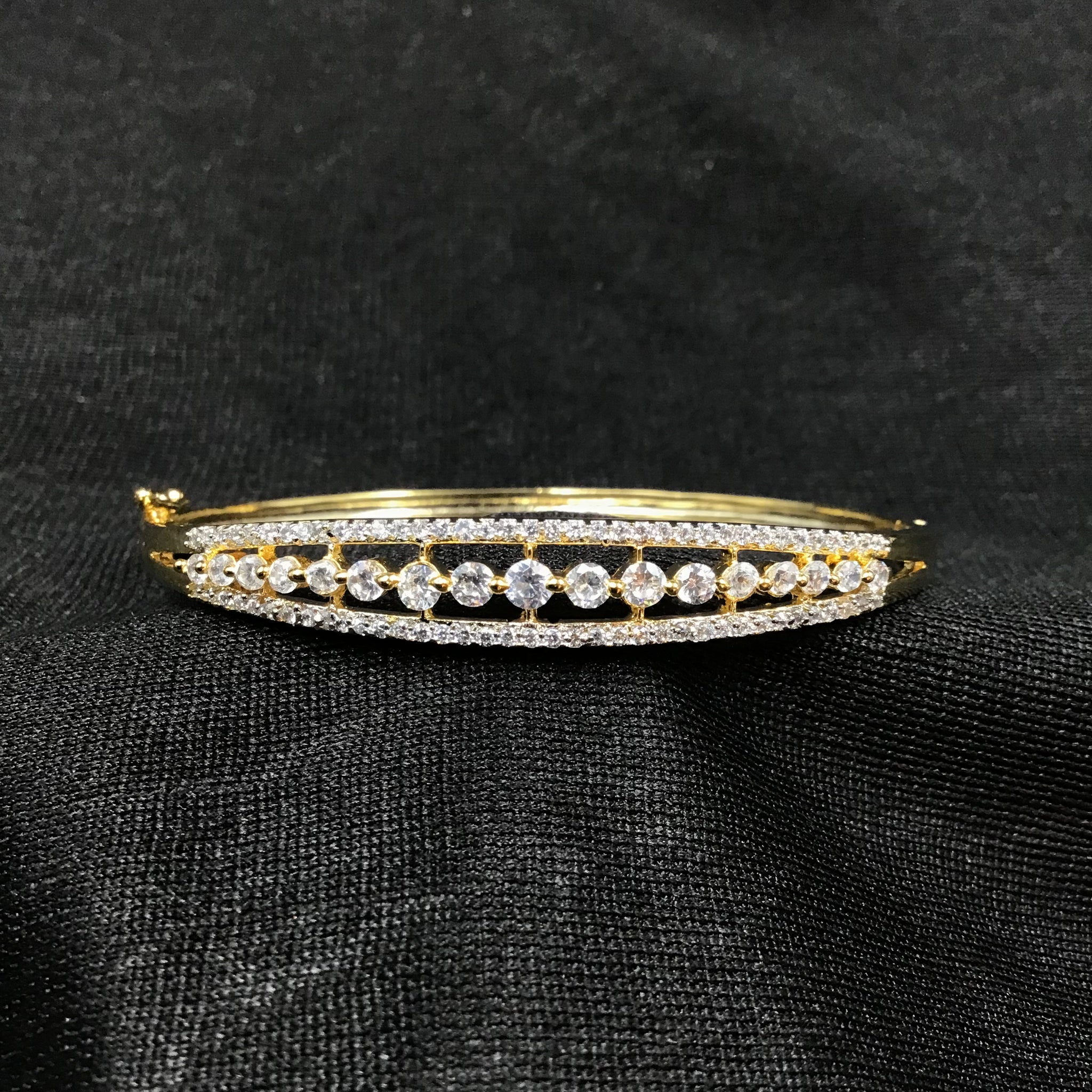 Openable Zircon/AD Bracelet 3234-11 - Dazzles Jewellery