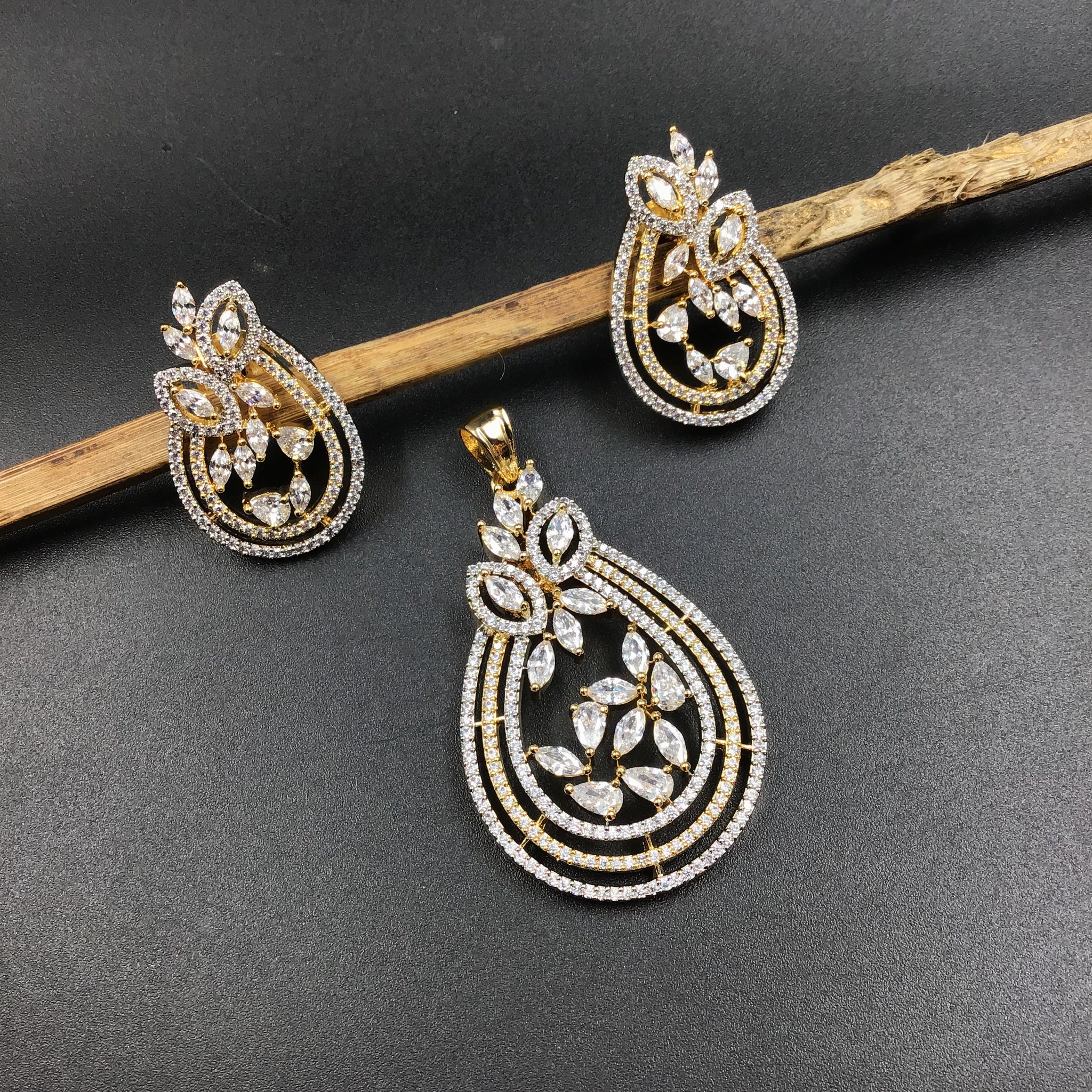 Medium Zircon/AD Pendant Set 7364-34 - Dazzles Jewellery