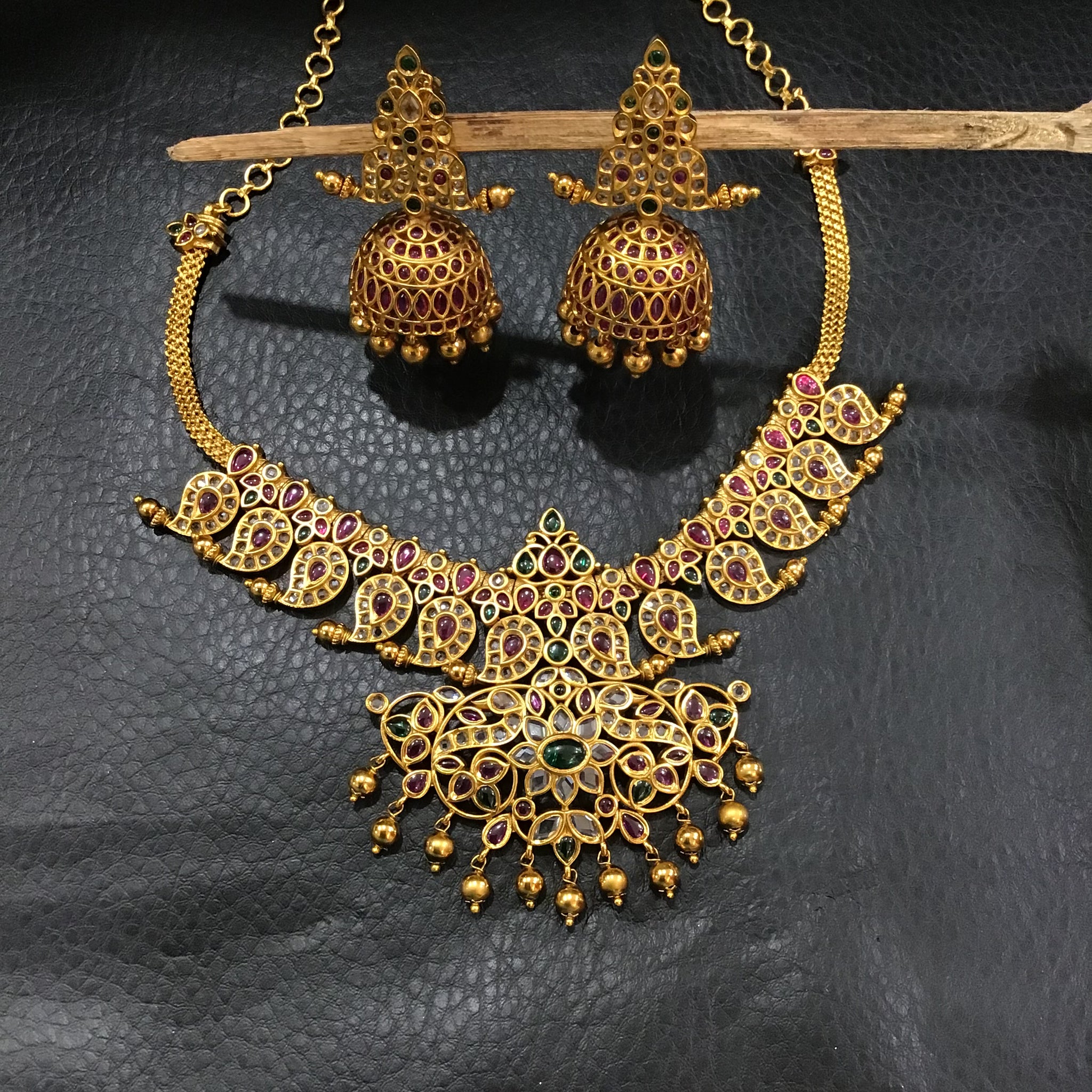 Ruby Green Gold Look Necklace Set 16697-3844 - Dazzles Jewellery