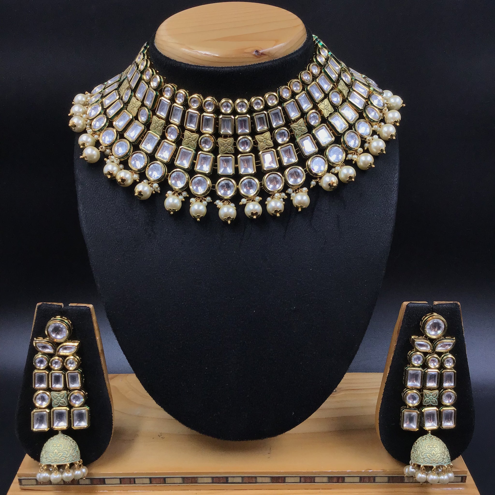 Mint Green Kundan Necklace Set - Dazzles Jewellery