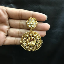 Round Neck Kundan Necklace 4256-68 - Dazzles Jewellery