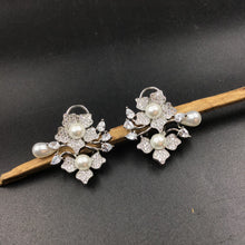 Tops/Studs Zircon/AD Earring 6679-28 - Dazzles Jewellery