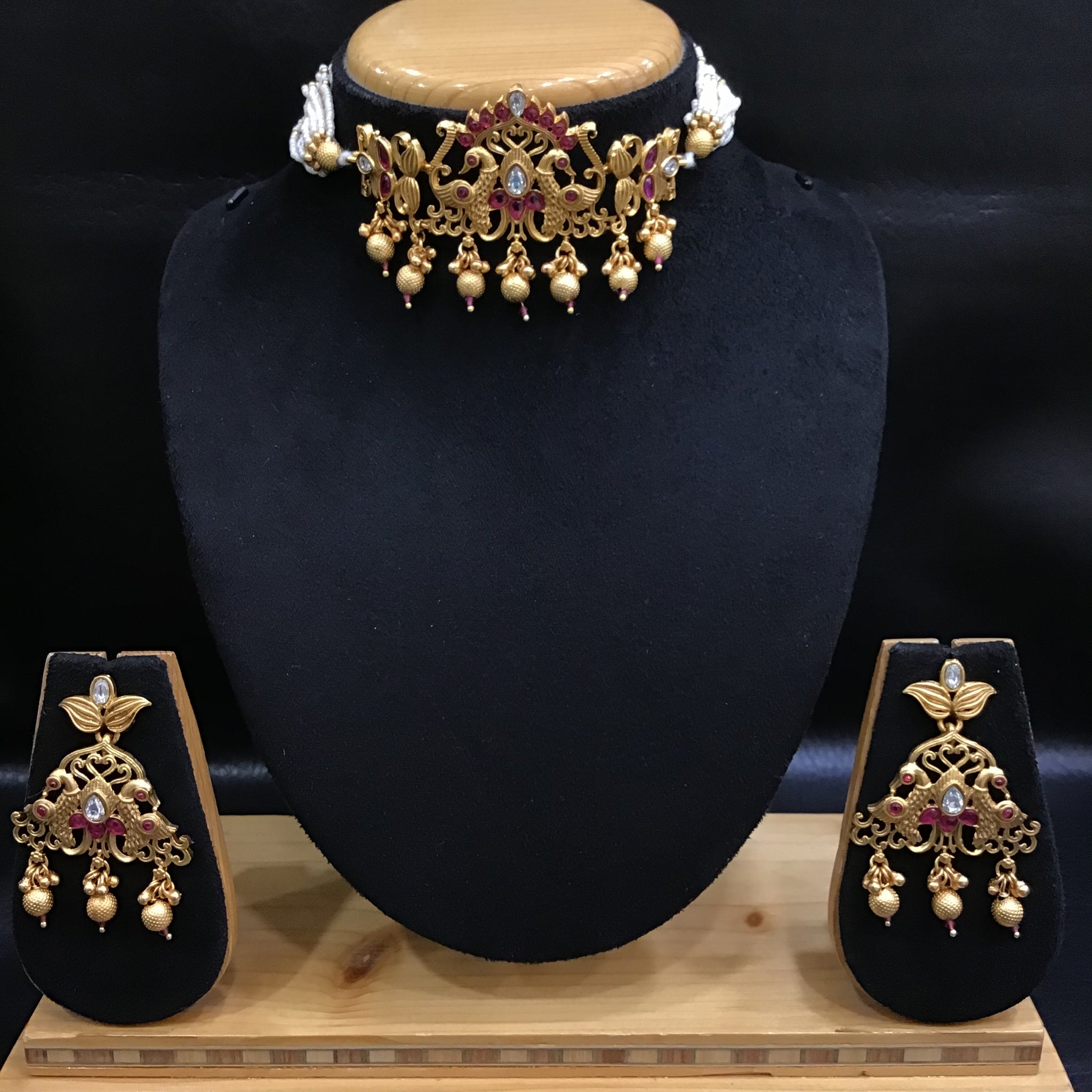 Ruby Color Antique Gold Plated Necklace Set 16678-3825 - Dazzles Jewellery