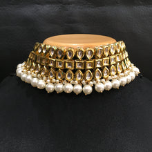 Kundan Pearl Choker Set 17932-5114 - Dazzles Jewellery