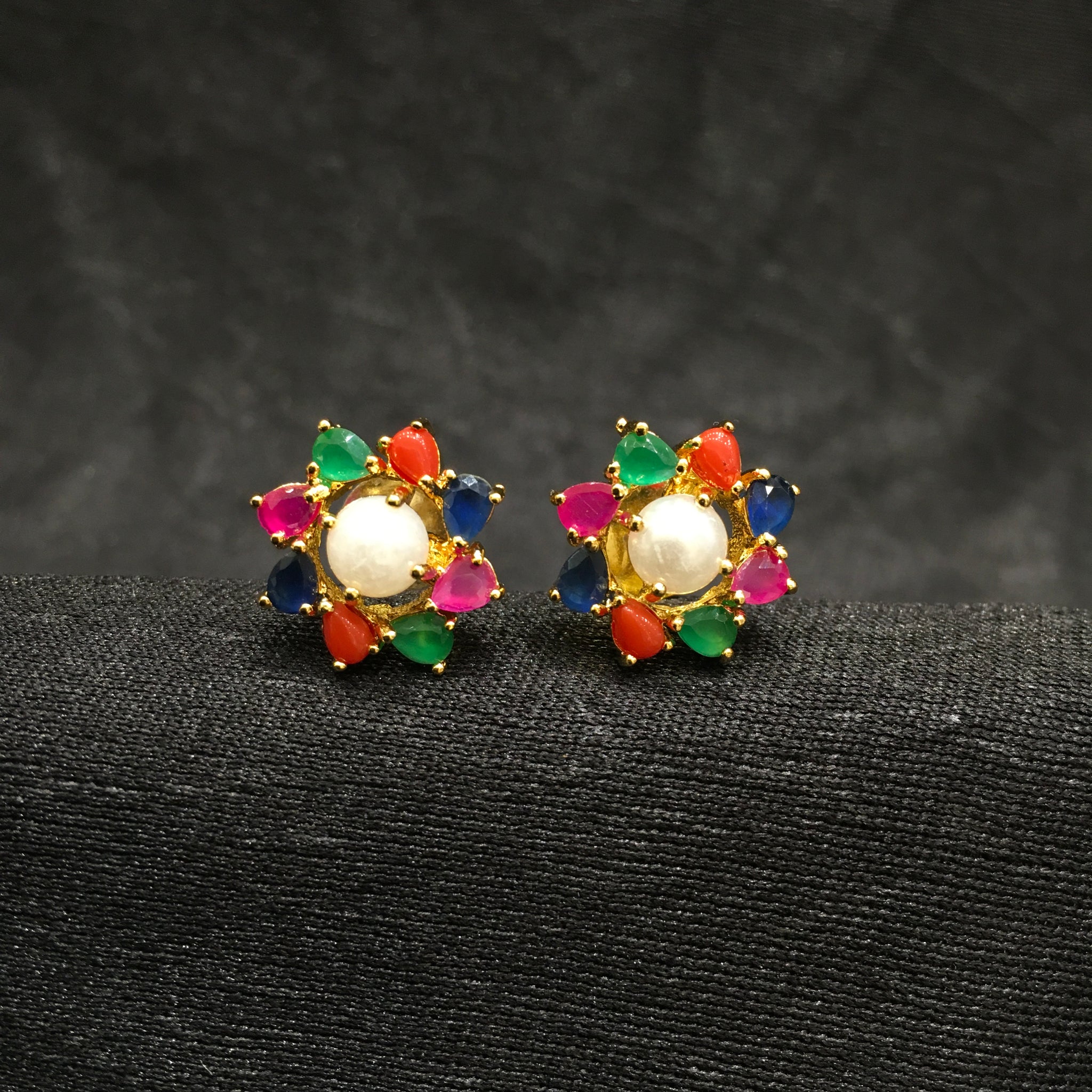 Tops/Studs Jadau Earring 5978-65 - Dazzles Jewellery