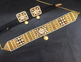 Gold Kundan Necklace Set 12635-9155 - Dazzles Jewellery