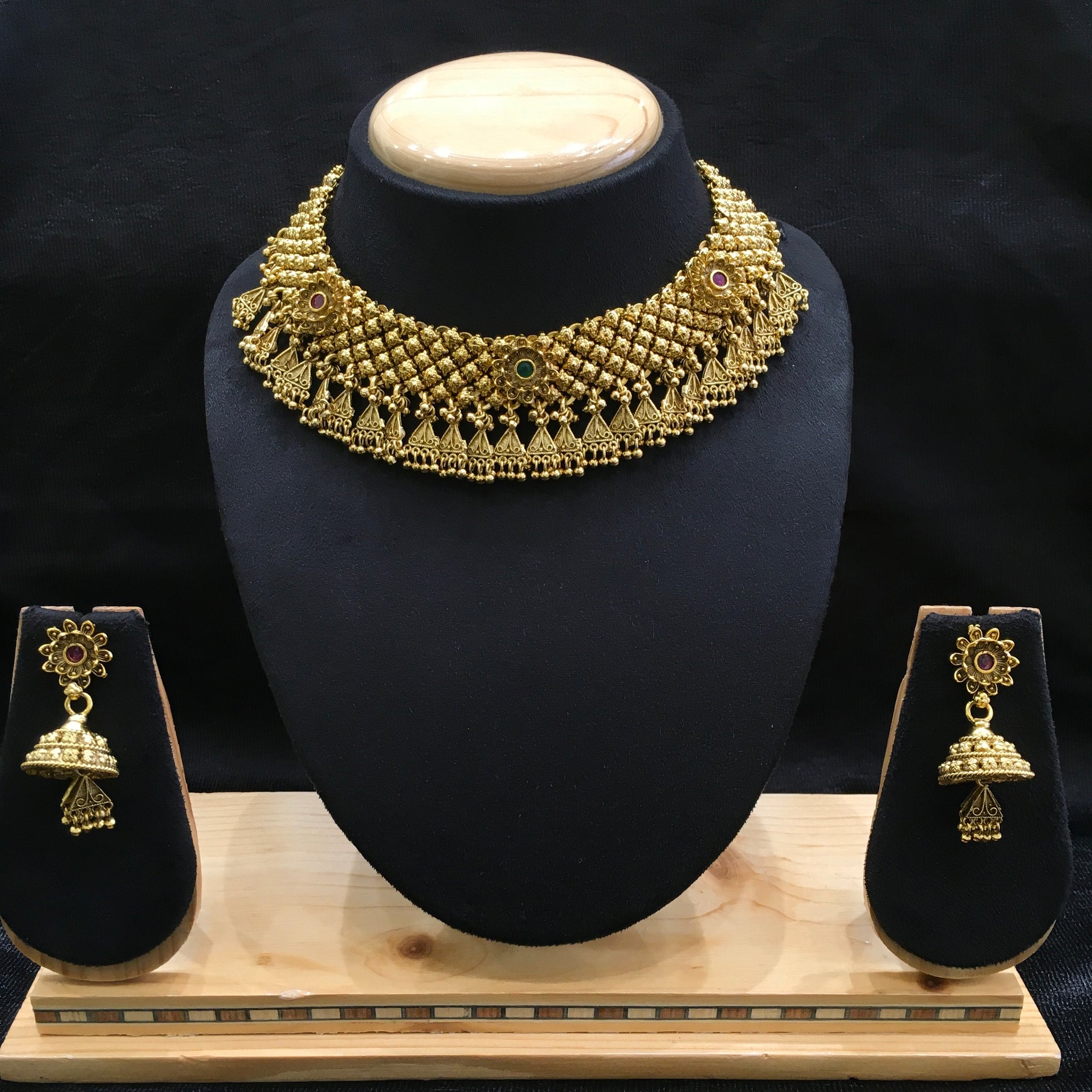 Round Neck Antique Necklace Set 4570-1 - Dazzles Jewellery