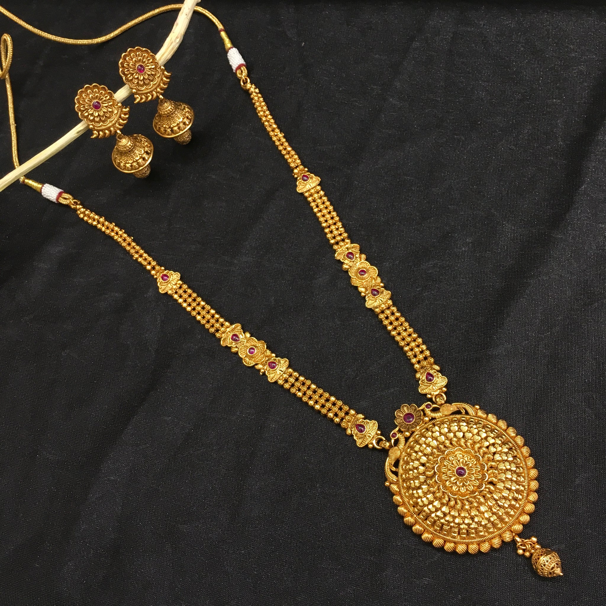 Long Neck Antique Necklace Set 5866-28 - Dazzles Jewellery
