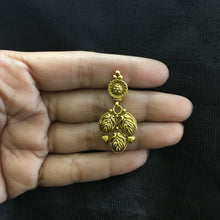 Round Neck Gold Look Necklace Set 4657-33 - Dazzles Jewellery