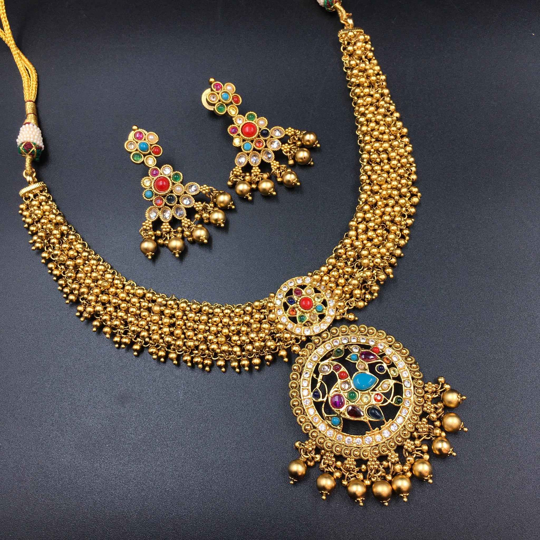 Round Neck Antique Necklace Set 3617-28 - Dazzles Jewellery