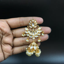 Round Neck Kundan Necklace Set 3712-28 - Dazzles Jewellery