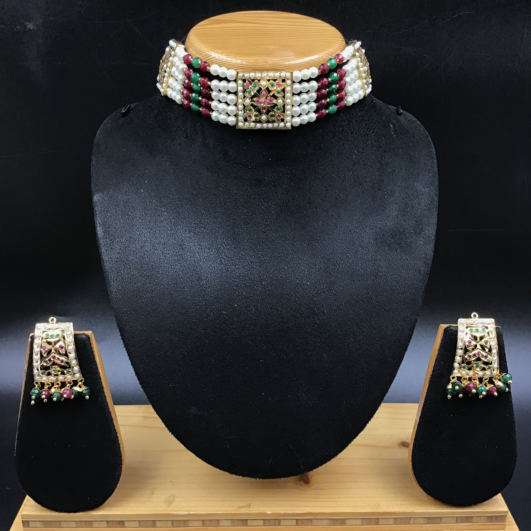 Ruby Green Jadau Necklace Set - Dazzles Jewellery